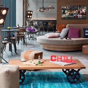 Moxy Stuttgart Airport/messe Hotel