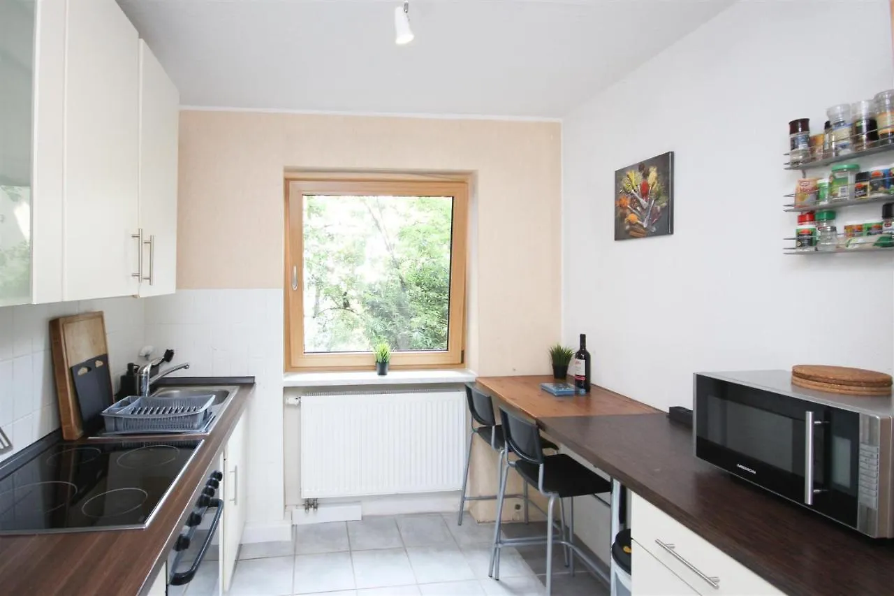 Alfa Apartment Stuttgart Mitte 2 Zimmer City-Lage Berliner Platz Balkon Netflix Kueche Wm L 2Br 5 Beds 6 People L Fully Equipped Kitchen & Bathroom 0*,