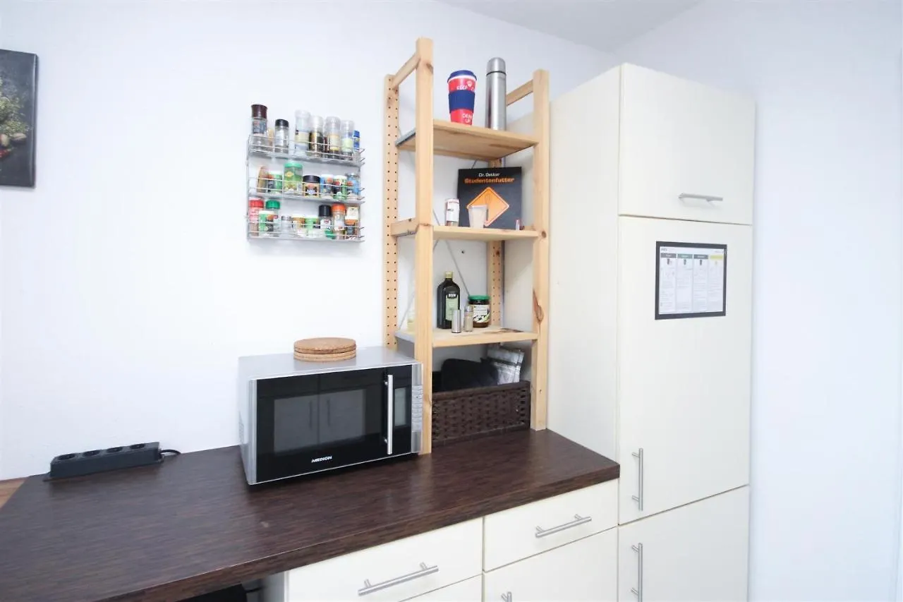 Alfa Apartment Stuttgart Mitte 2 Zimmer City-Lage Berliner Platz Balkon Netflix Kueche Wm L 2Br 5 Beds 6 People L Fully Equipped Kitchen & Bathroom 0*,  Germany